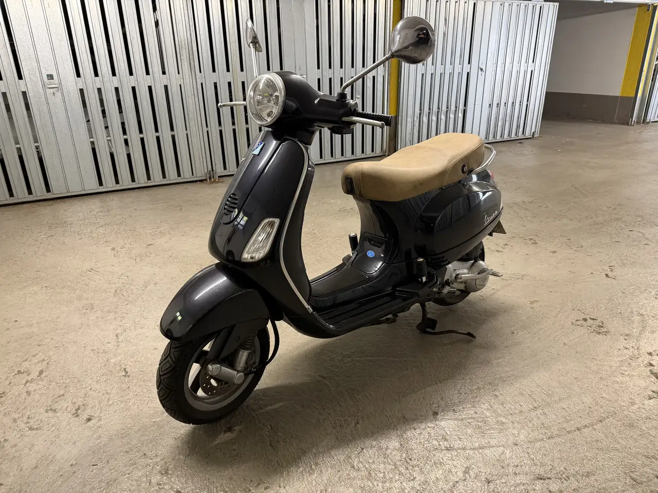 Vespa LX 125