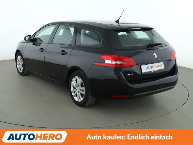 Peugeot 308 view 4
