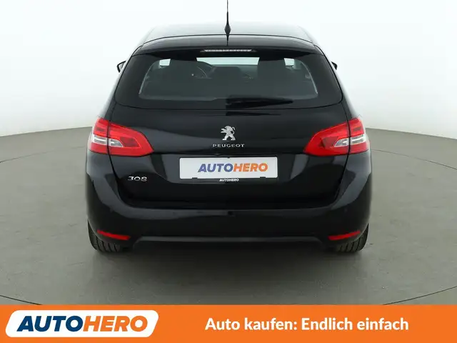 Peugeot 308 view 5