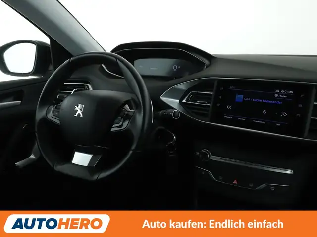 Peugeot 308 view 13