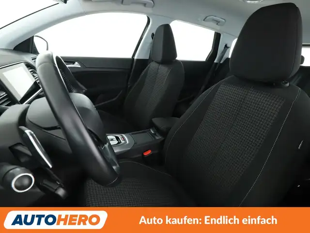 Peugeot 308 view 10