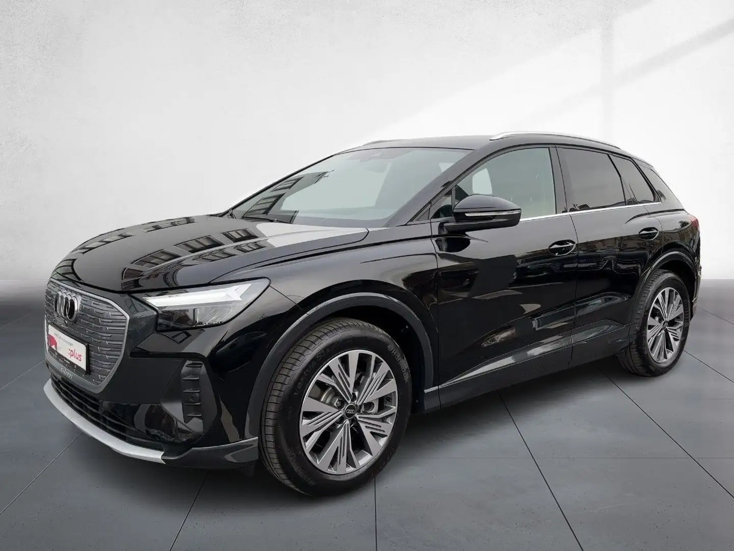 Audi Q4 e-tron 55 quattro LED Navi Leder AHZV Schwarz - 2