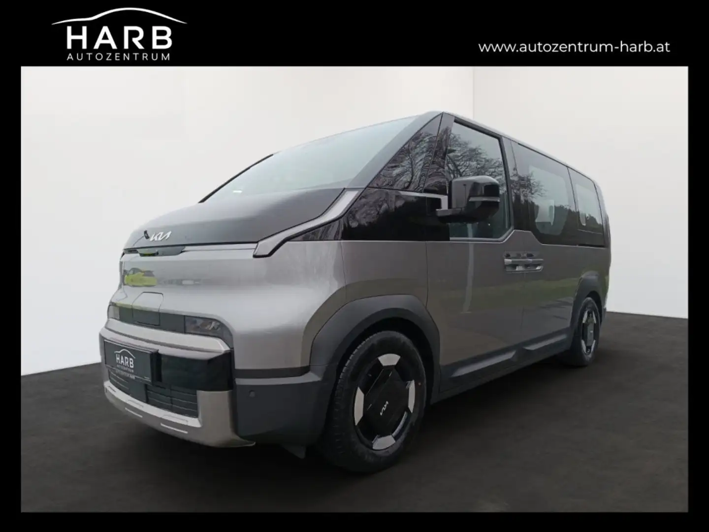 Kia PV5 Passenger PV5/5S/EARTH PLUS/71,2KWH/AT/163/P1/MY26 Grau - 1