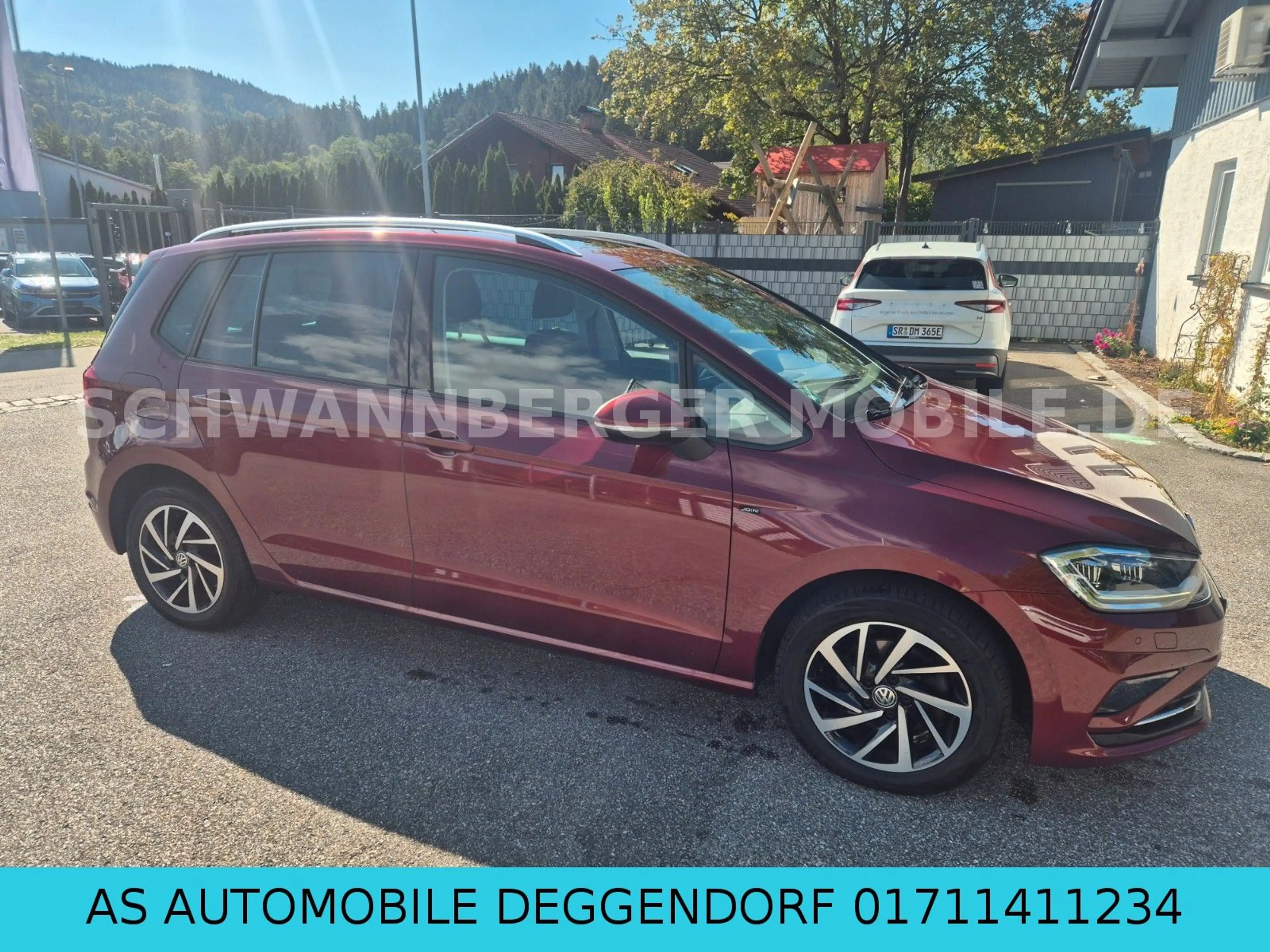 Volkswagen Golf Sportsvan VII Join-LED-NAVI-PANO-AHK-ACC- — photo 6