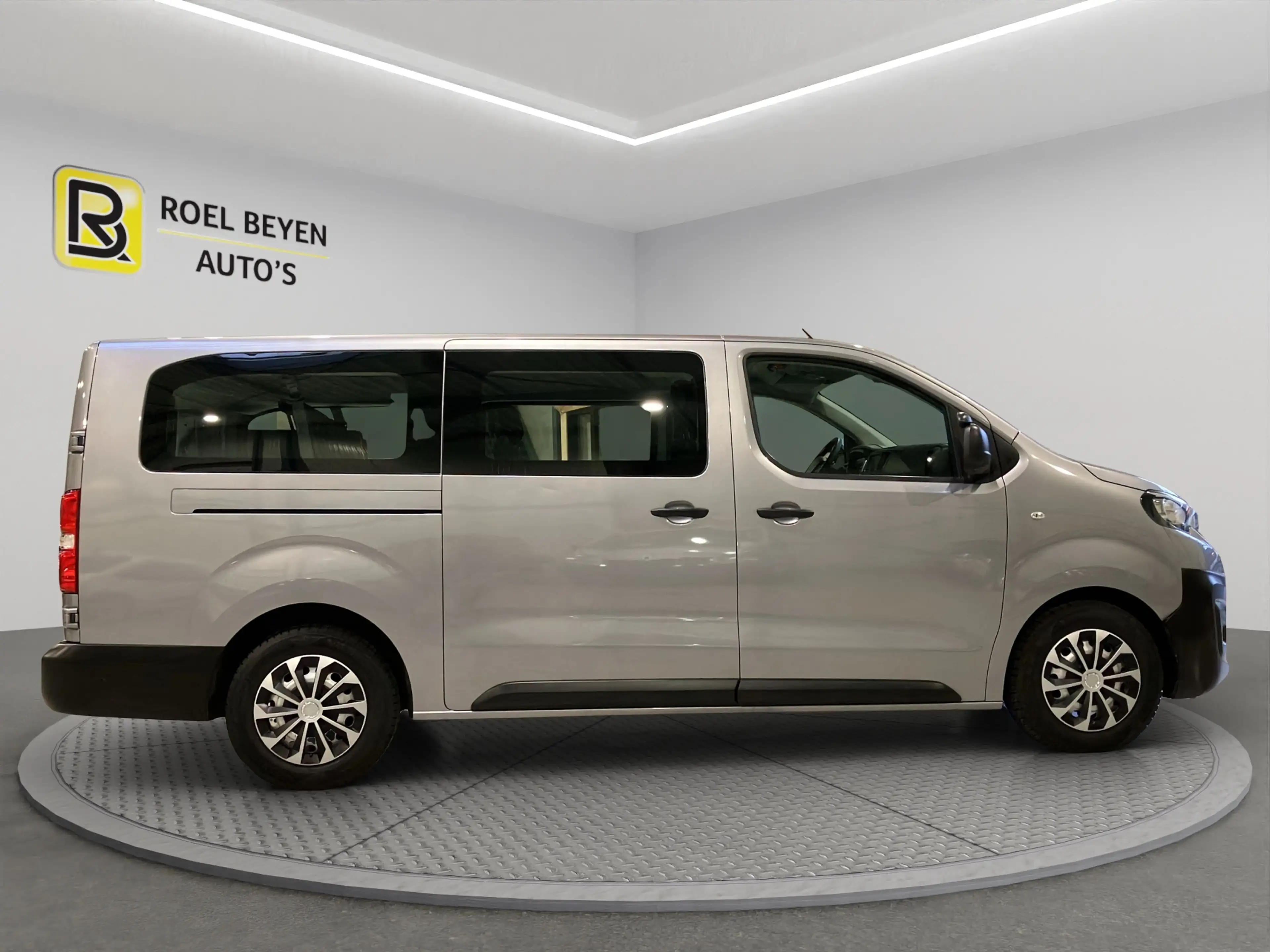 Peugeot Traveller 1,5HDI 120PK L3 8P 21850€ All-In 12M omniumgar. — photo 4