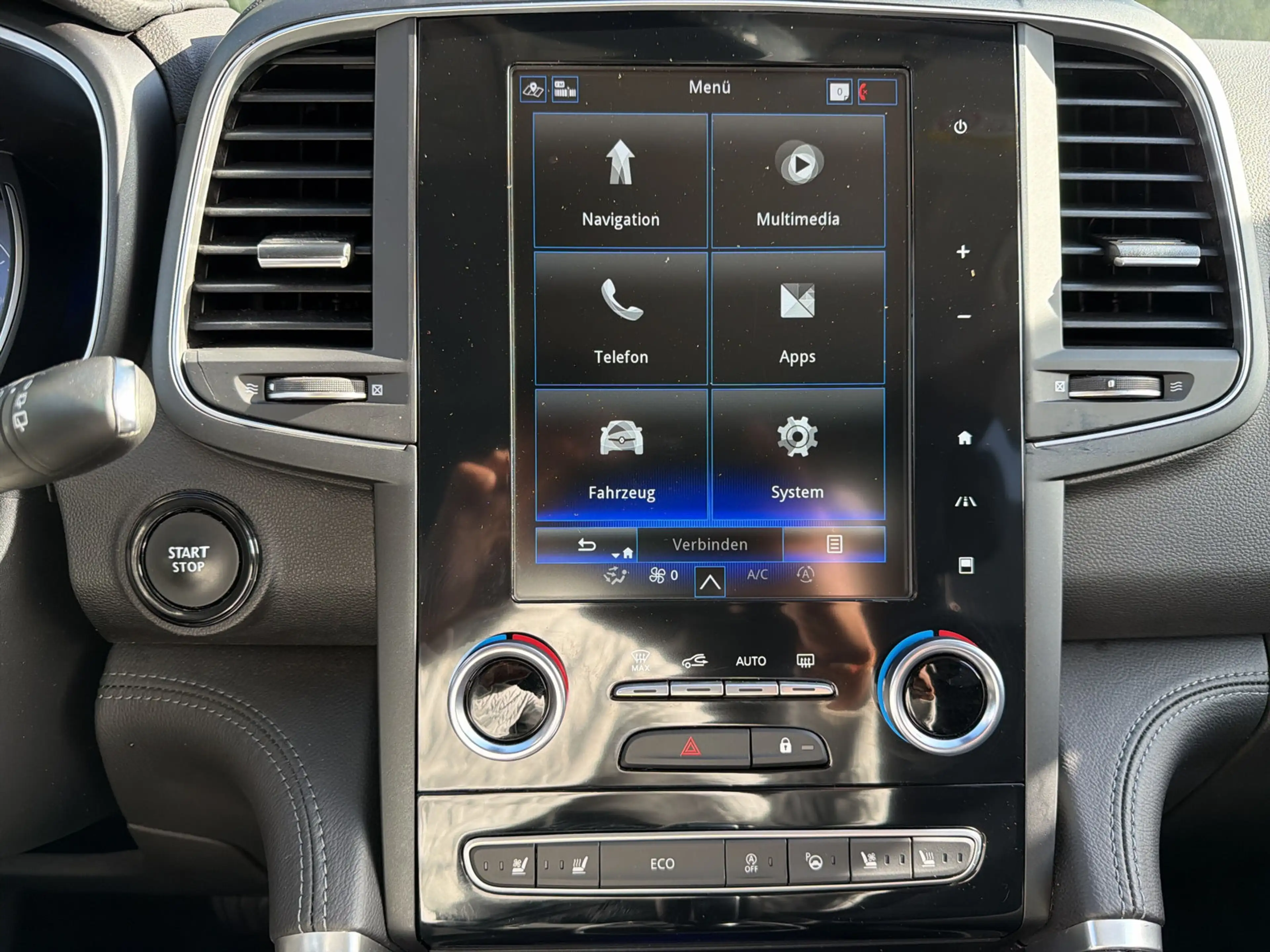 Renault Koleos BLUE dCi 185 FAP Initiale Paris — photo 10