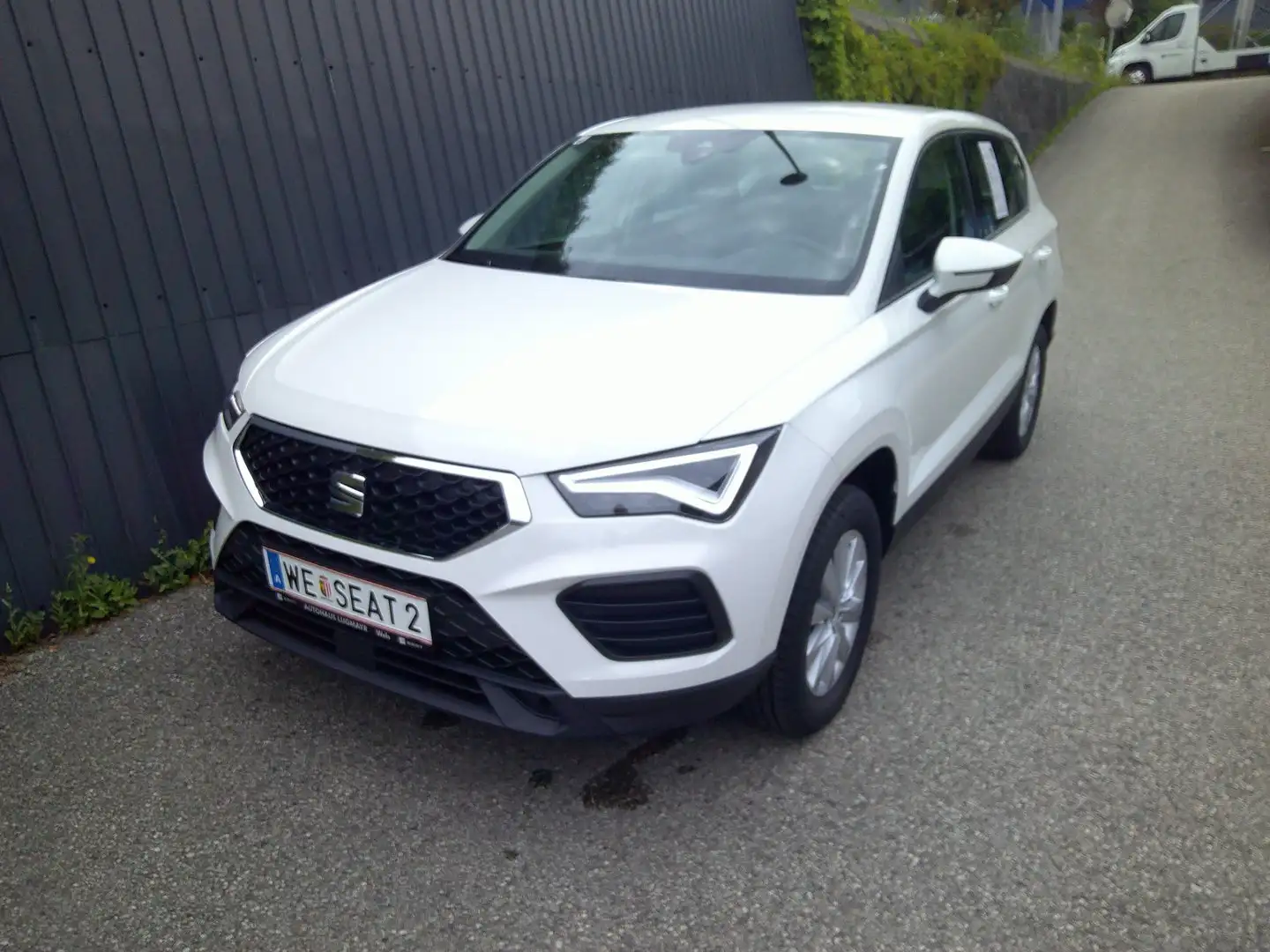 SEAT Ateca Reference 1.0 TSI Weiß - 1