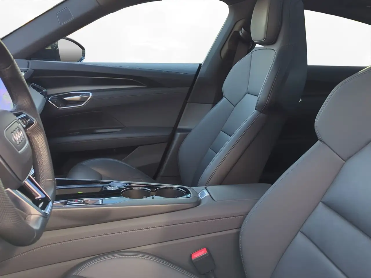 Audi e-tron GT Pano Matrix 4