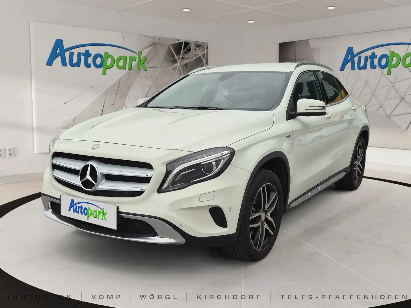 Mercedes-Benz GLA 200 d CDI 4Matic Urban Activity Edition Urban Weiß - 1