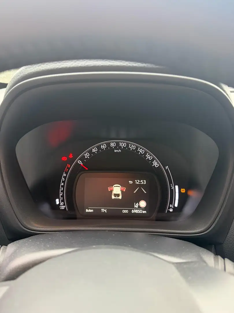 Toyota Aygo X Air Explore - 1