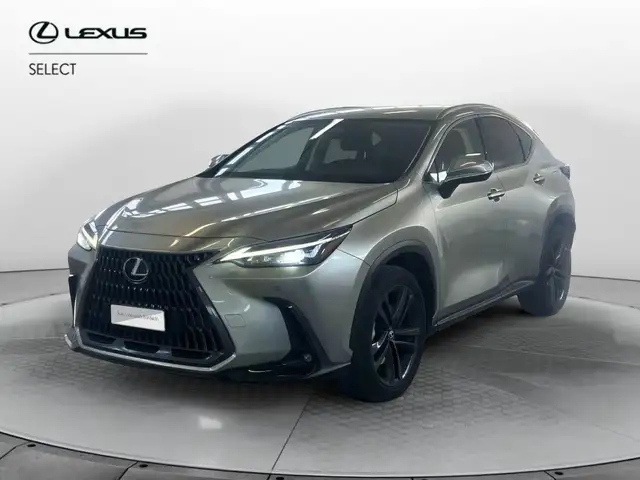 Lexus NX 450h+ Plug-in 4WD Premium +