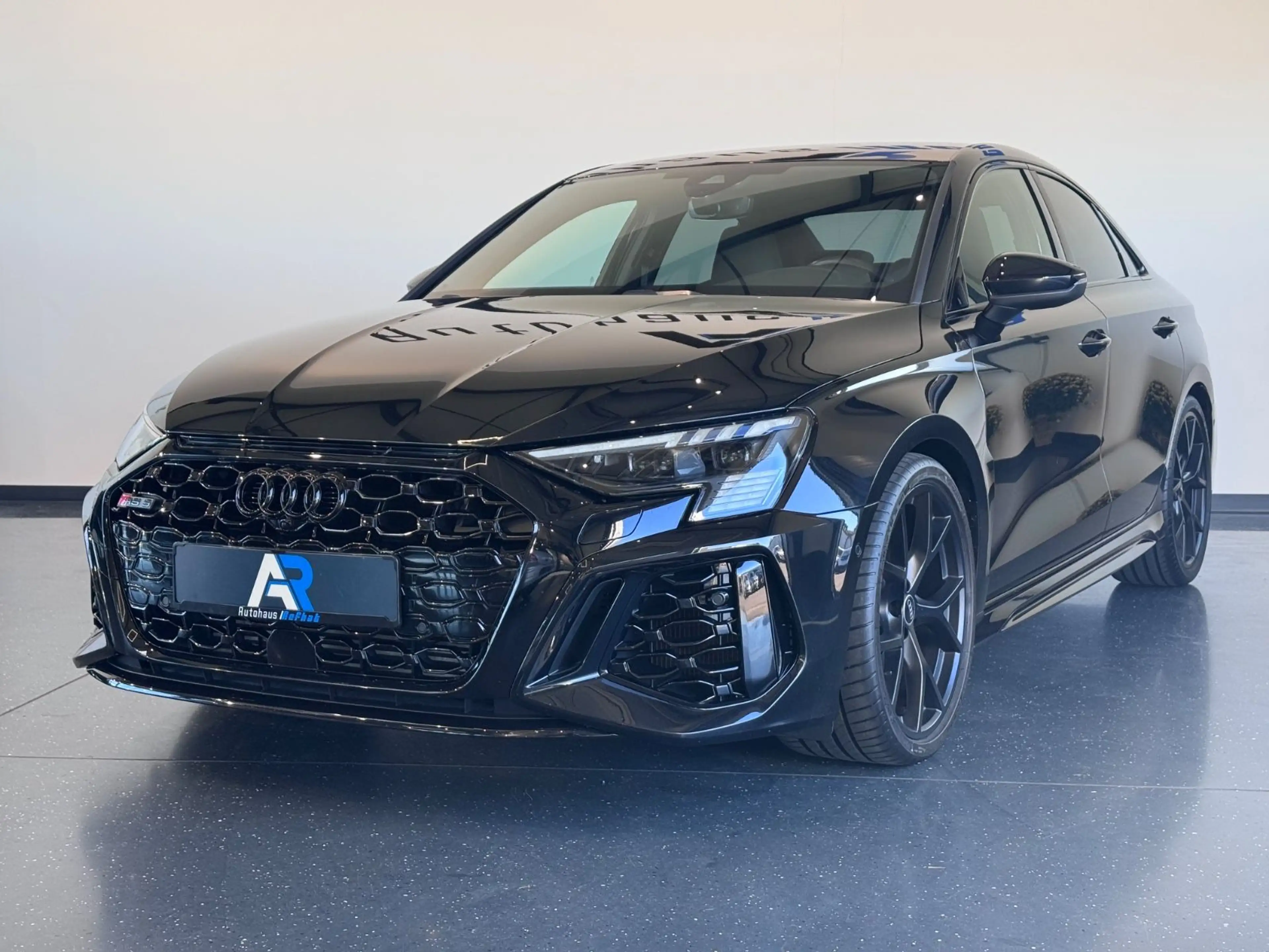 Audi RS3 Lim. 2.5 TFSI quattro*PERFORMAN*ACC*VIRTUAL* — photo 2