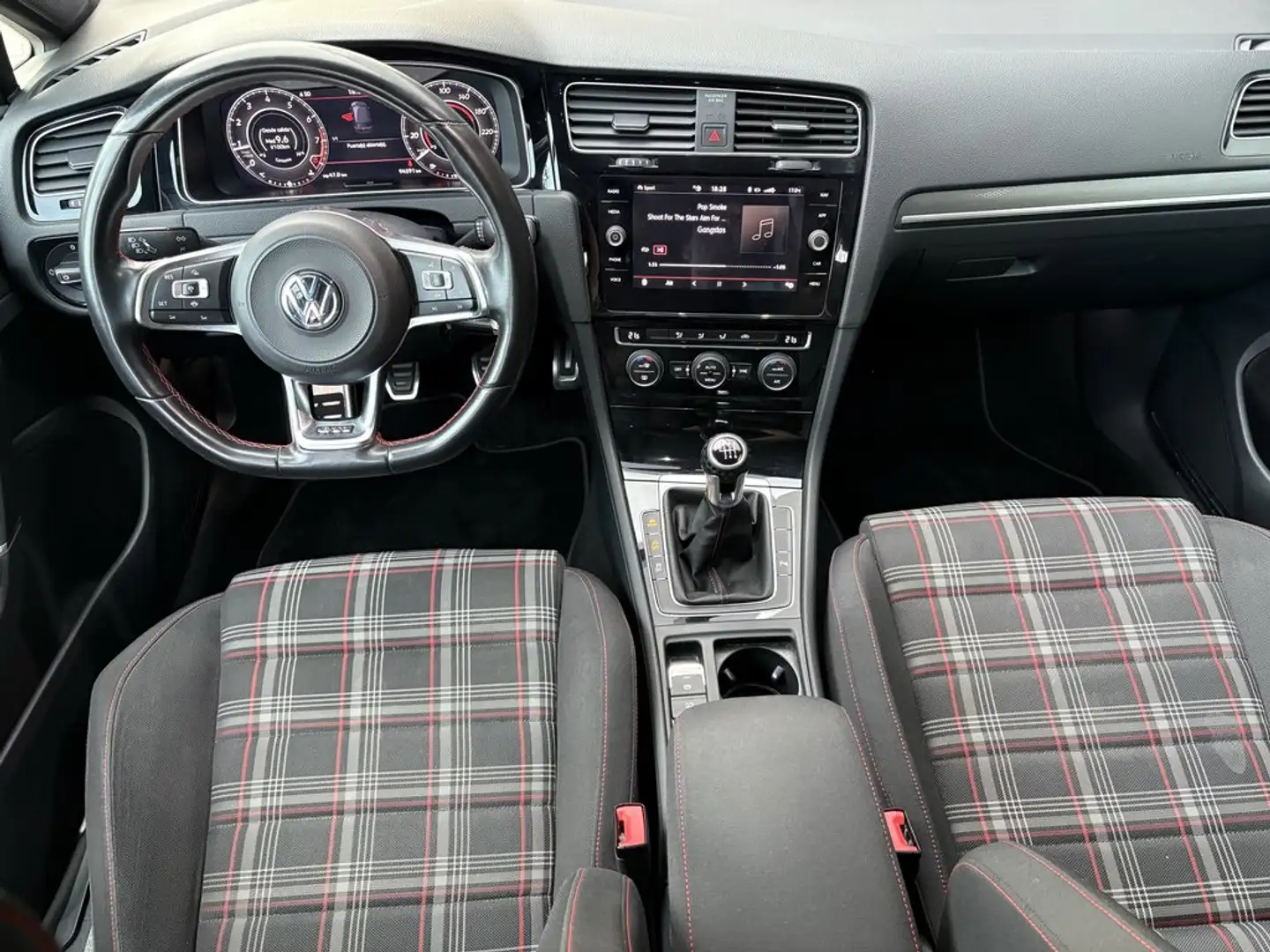 Volkswagen Golf GTI 2.0 TSI Performance 180kW Negro - 2