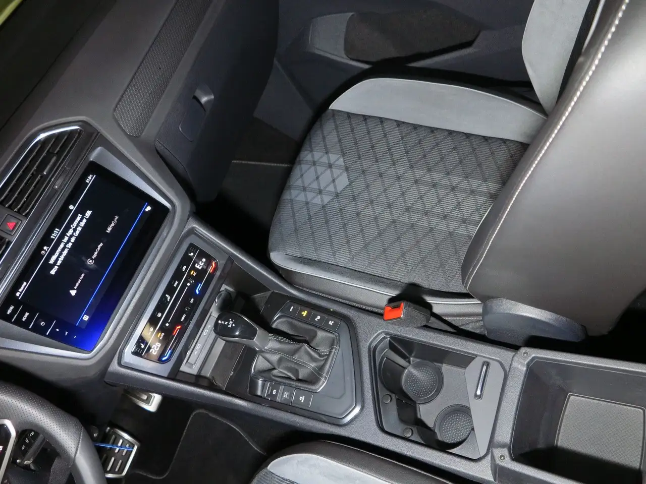 Volkswagen Tiguan 1.4 eHybrid OPF DSG R-Line AHK Navi ACC, миниатюра 19