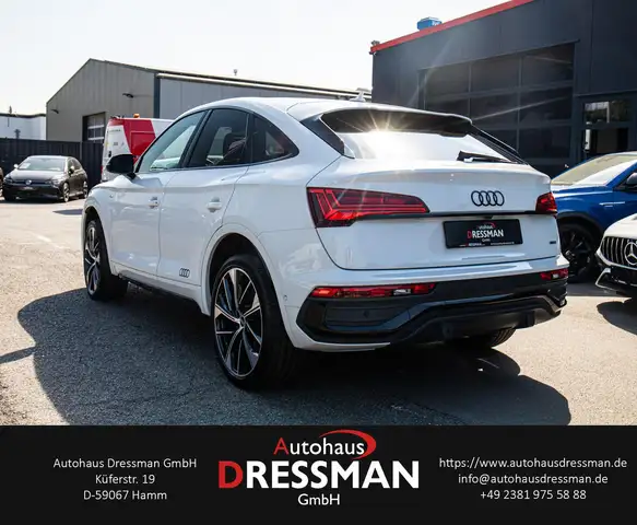Audi Q5 view 5