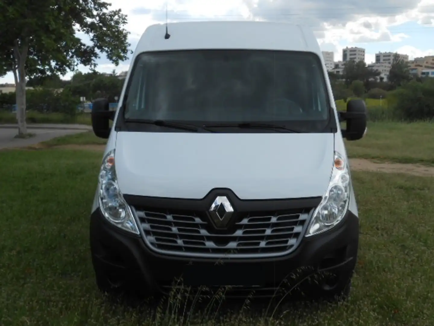 Renault Master Fg. dCi 95kW T L2H2 3300 Weiß - 2