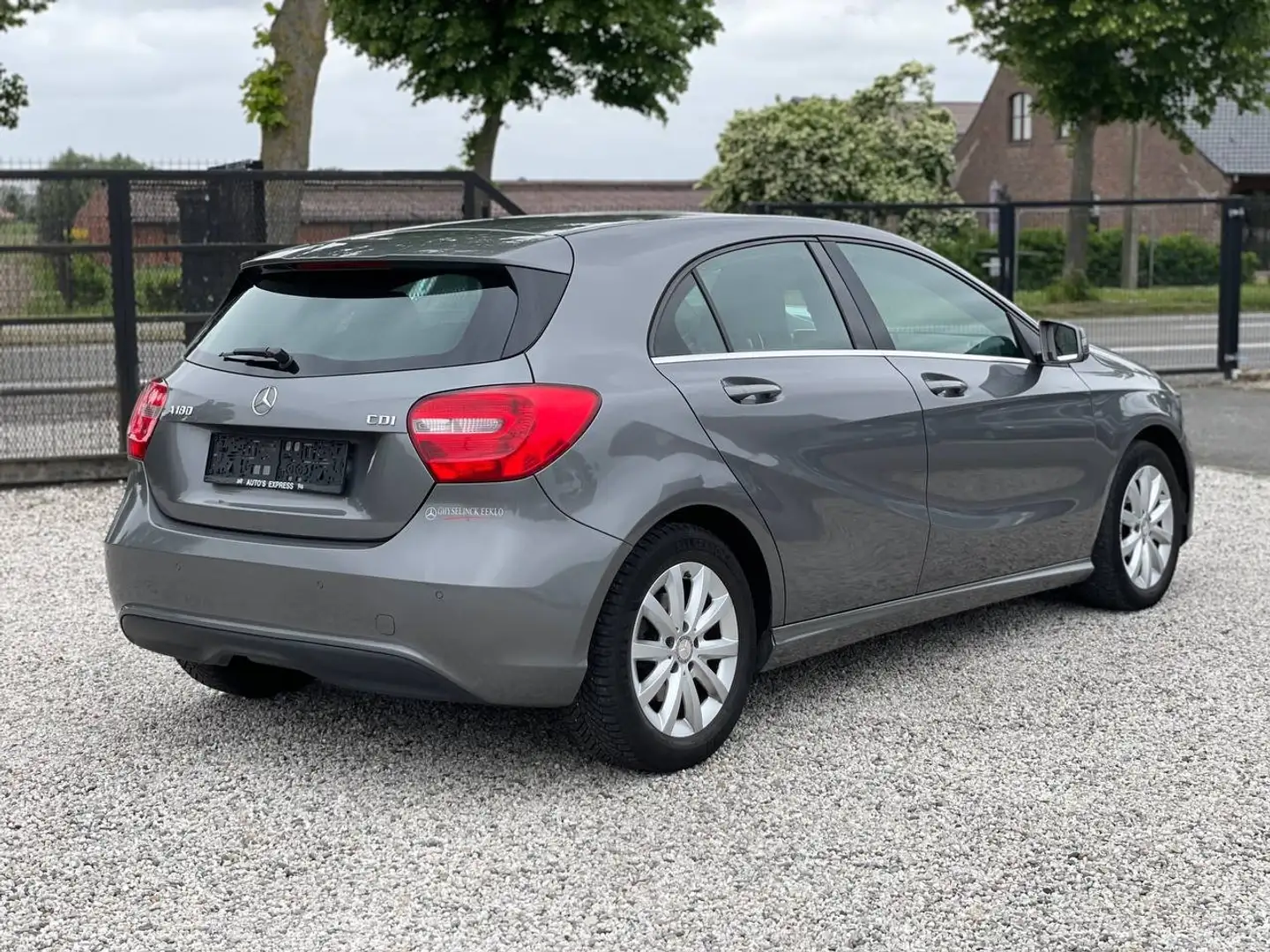 Mercedes-Benz A 180 CDI/Navi/Clima/Cruise/Garantie/*** Grijs - 2