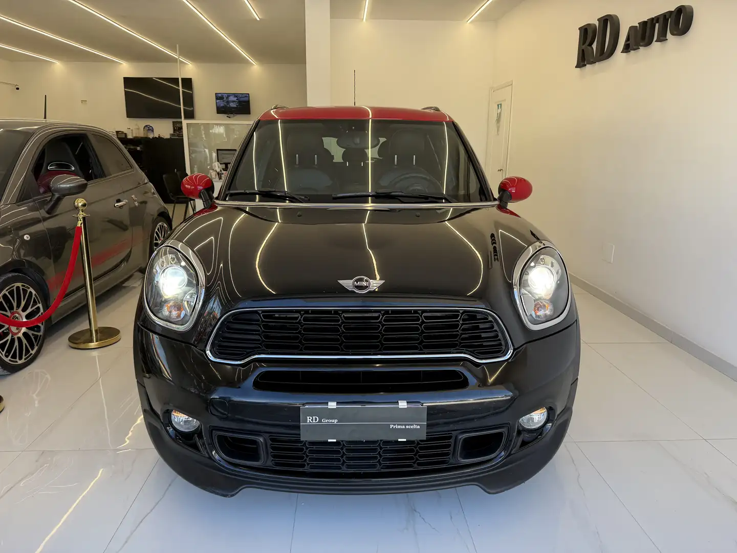 MINI John Cooper Works Countryman 1.6 automatica 218cv Pelle 4x4 Nero - 2