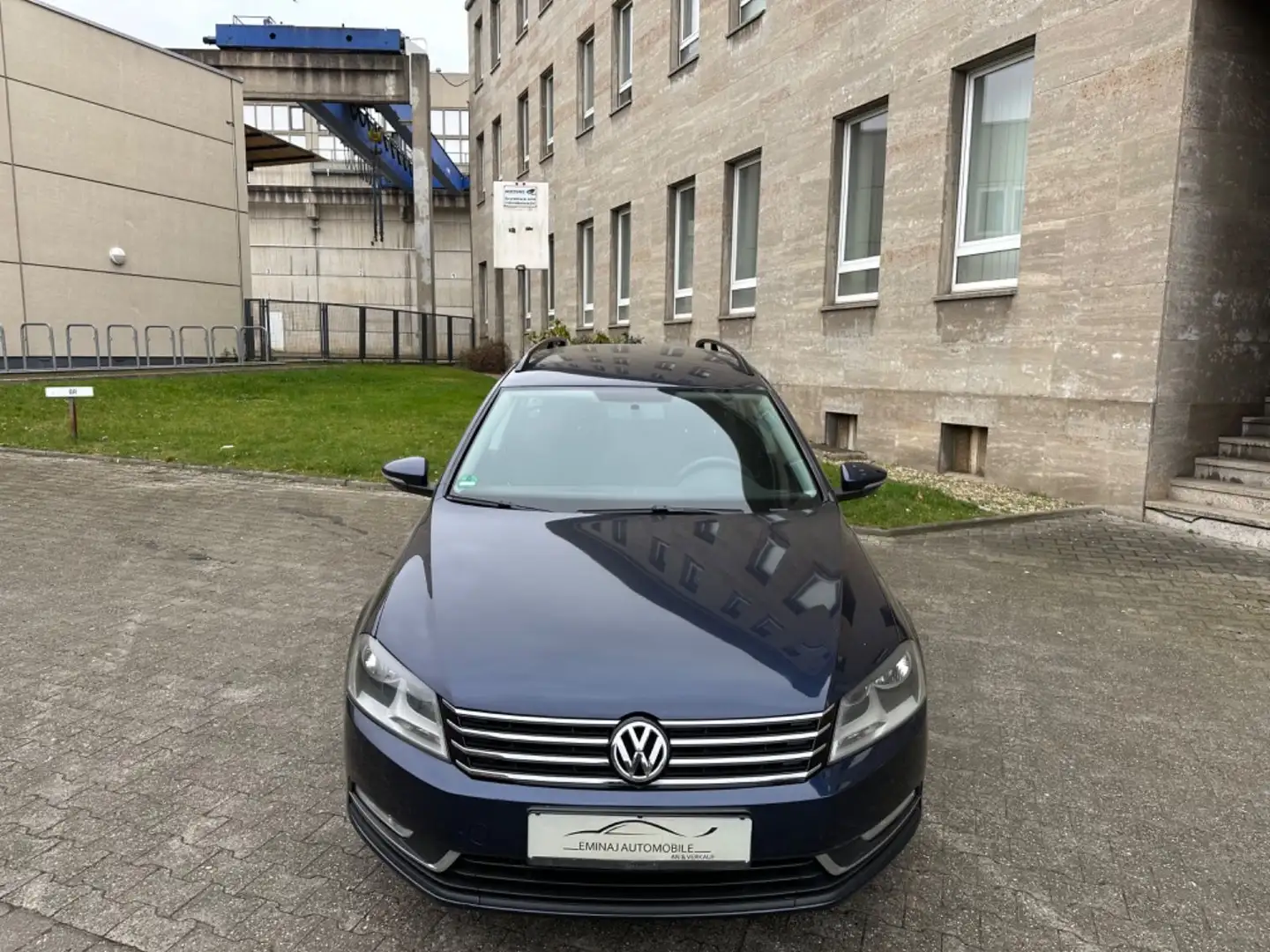 Volkswagen Passat Variant Trendline Navi Sitzheizung Bleu - 2