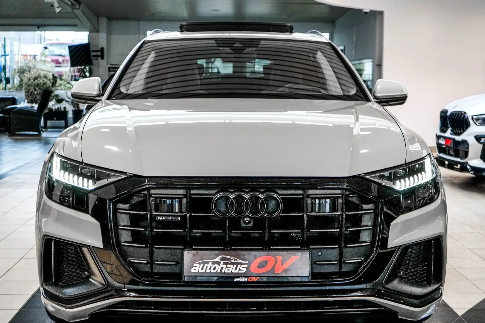 Audi Q8 50 TDI*S Line*Exclusive*ACC*HUD*B&O*Soft*Pano Grau - 2