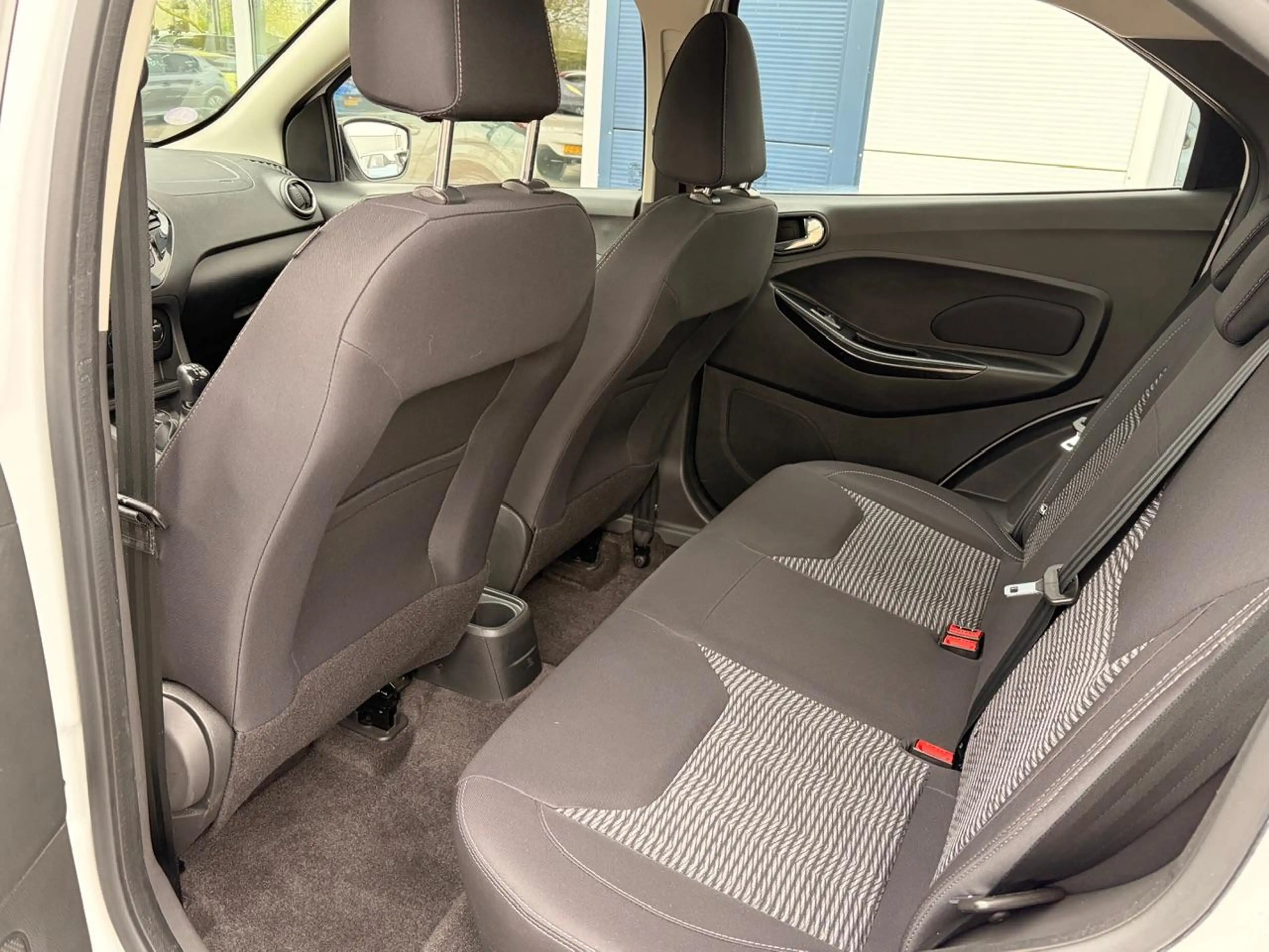 Ford Ka/Ka+ Ka+ 1.2 85pk Trend Ultimate White | Airconditionin — photo 13