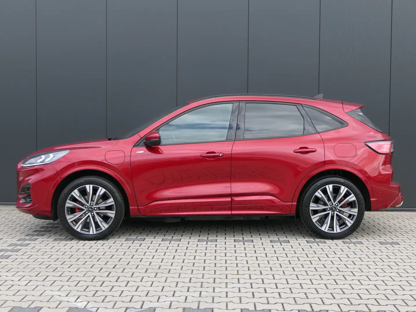 Ford Kuga 2.5 PHEV ST-Line X | 20 Inch | Winterpack | Adapti Rood - 2