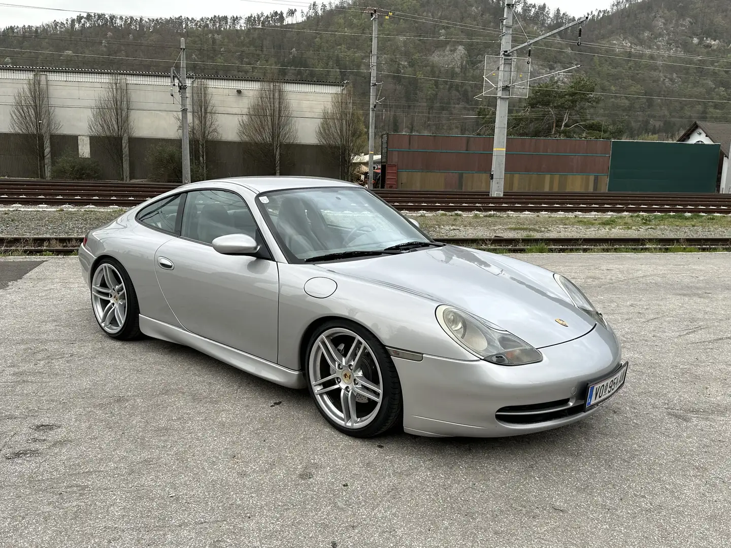 Porsche 911 911 Carrera 4 / Motorrev.! 19" Orig. Alu! Silber - 1