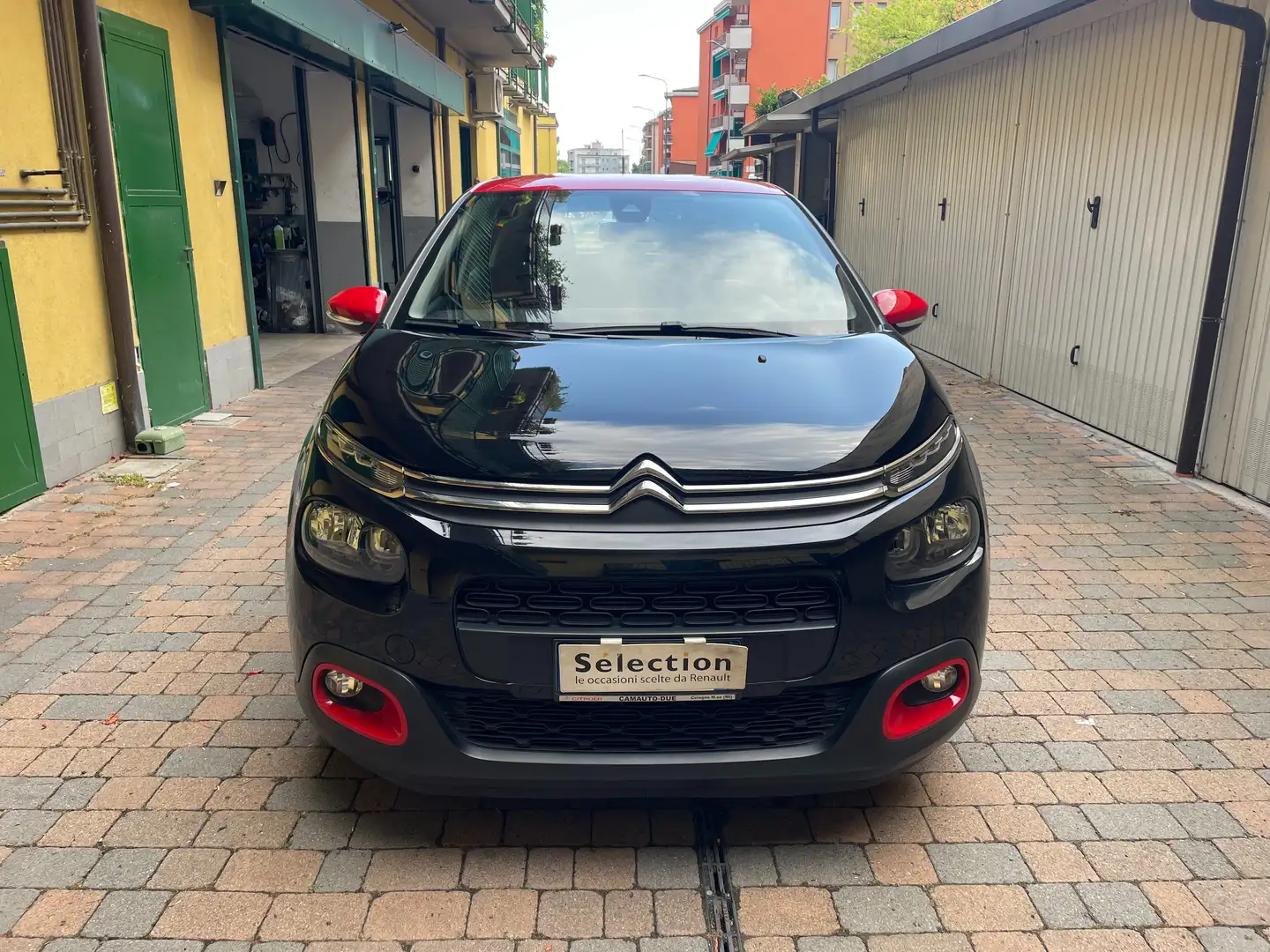 Citroen C3 C3 Aircross 1.2 puretech Shine s Zwart - 1