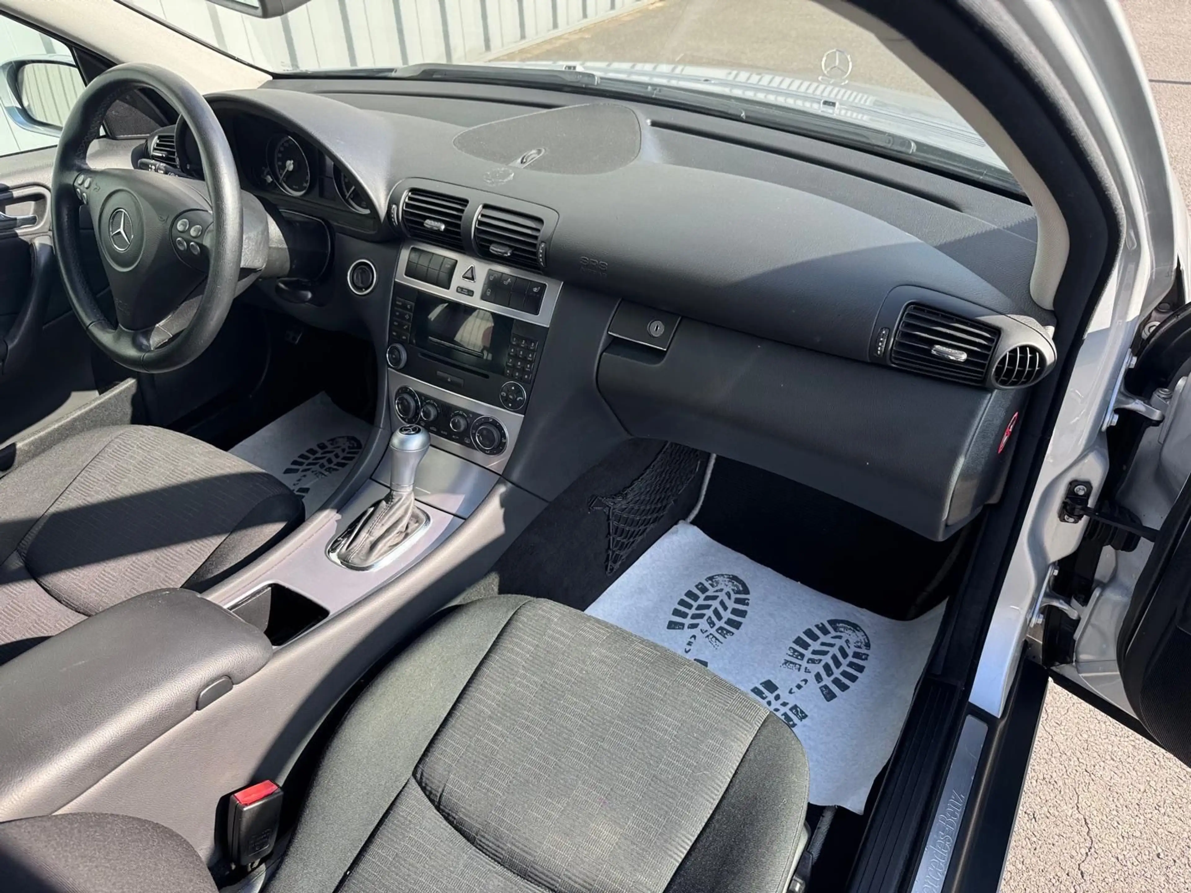 Mercedes-Benz C 180 C Lim. Sport Edition*AUT*LEDER*39 TKM* — photo 13
