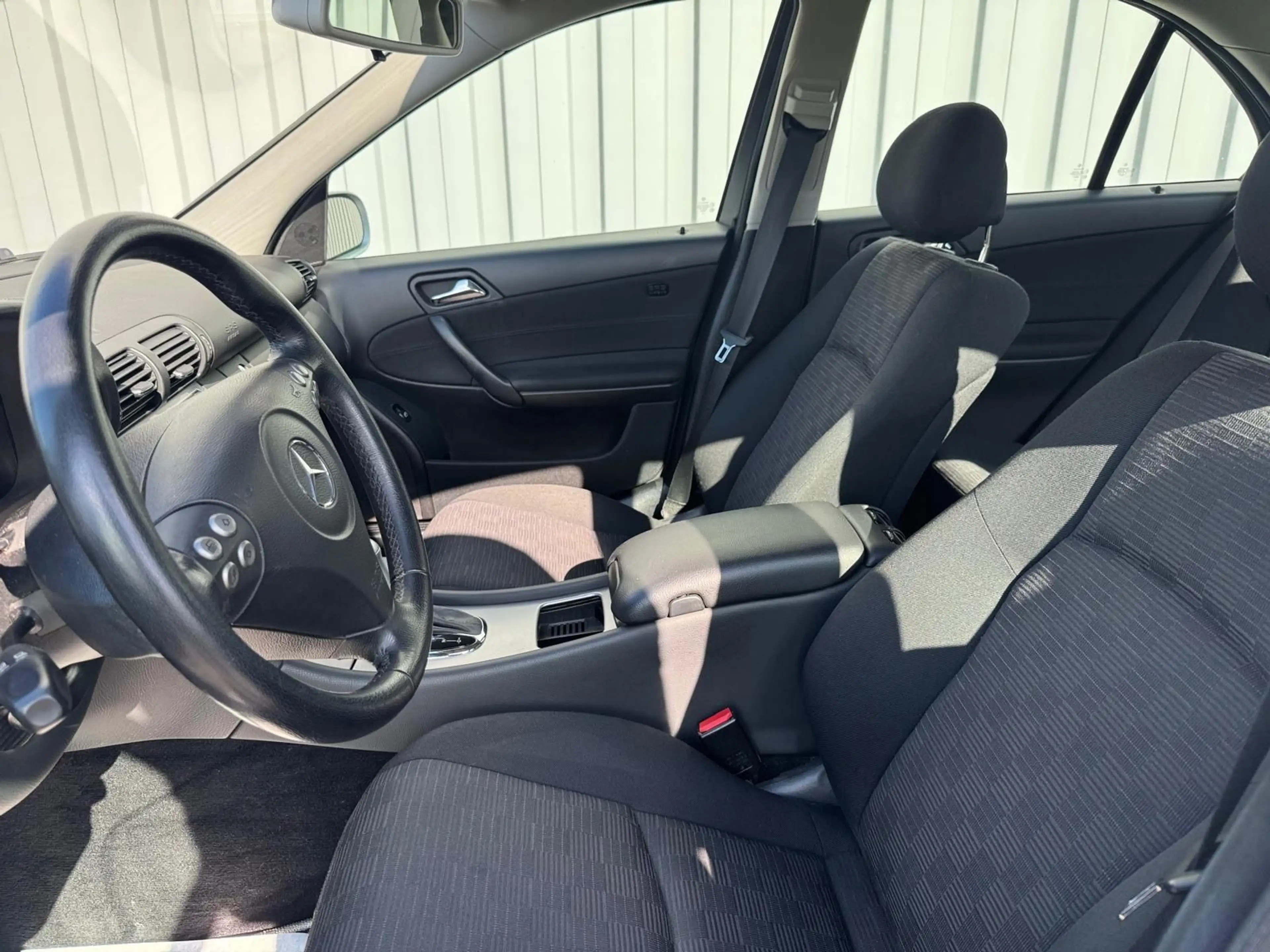 Mercedes-Benz C 180 C Lim. Sport Edition*AUT*LEDER*39 TKM* — photo 9