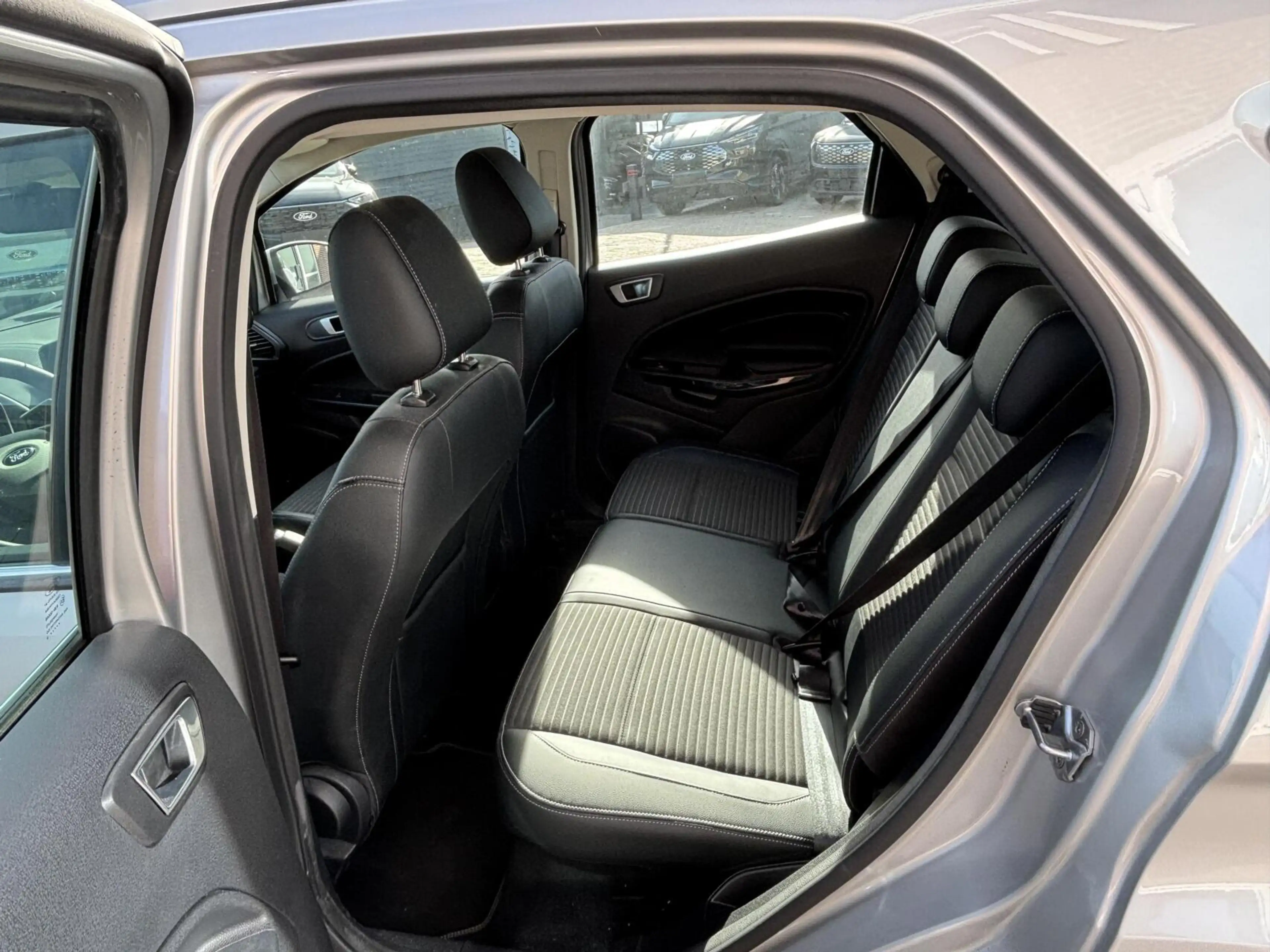 Ford EcoSport 1.0 EcoBoost Trend Ultimate 125PK Winterpack Camer — photo 14