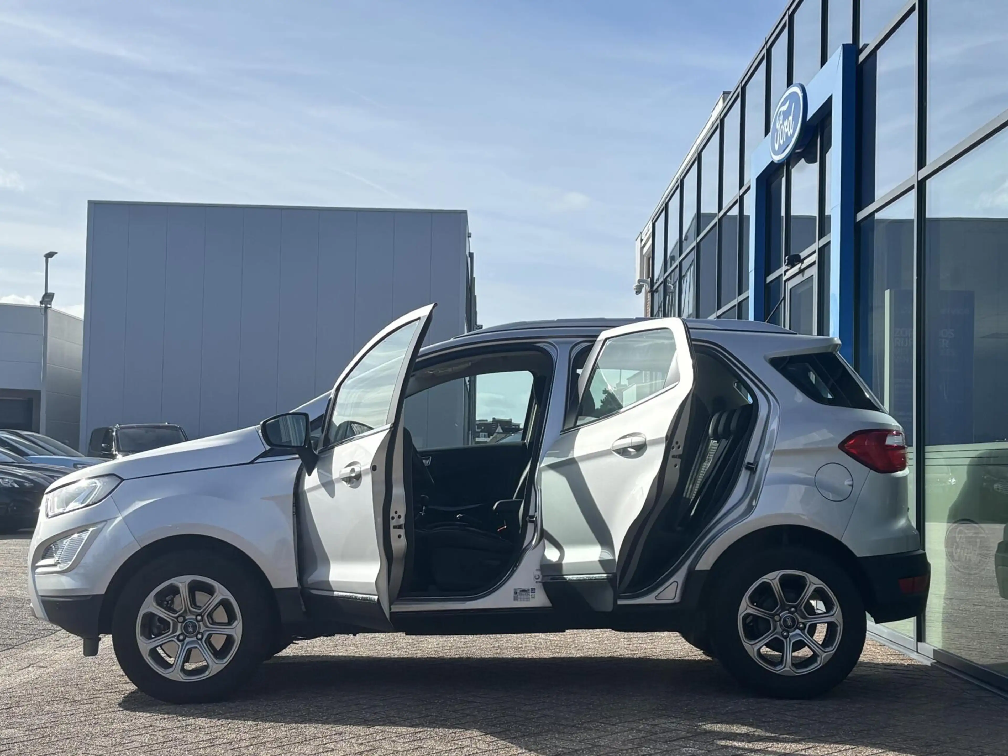 Ford EcoSport 1.0 EcoBoost Trend Ultimate 125PK Winterpack Camer — photo 8