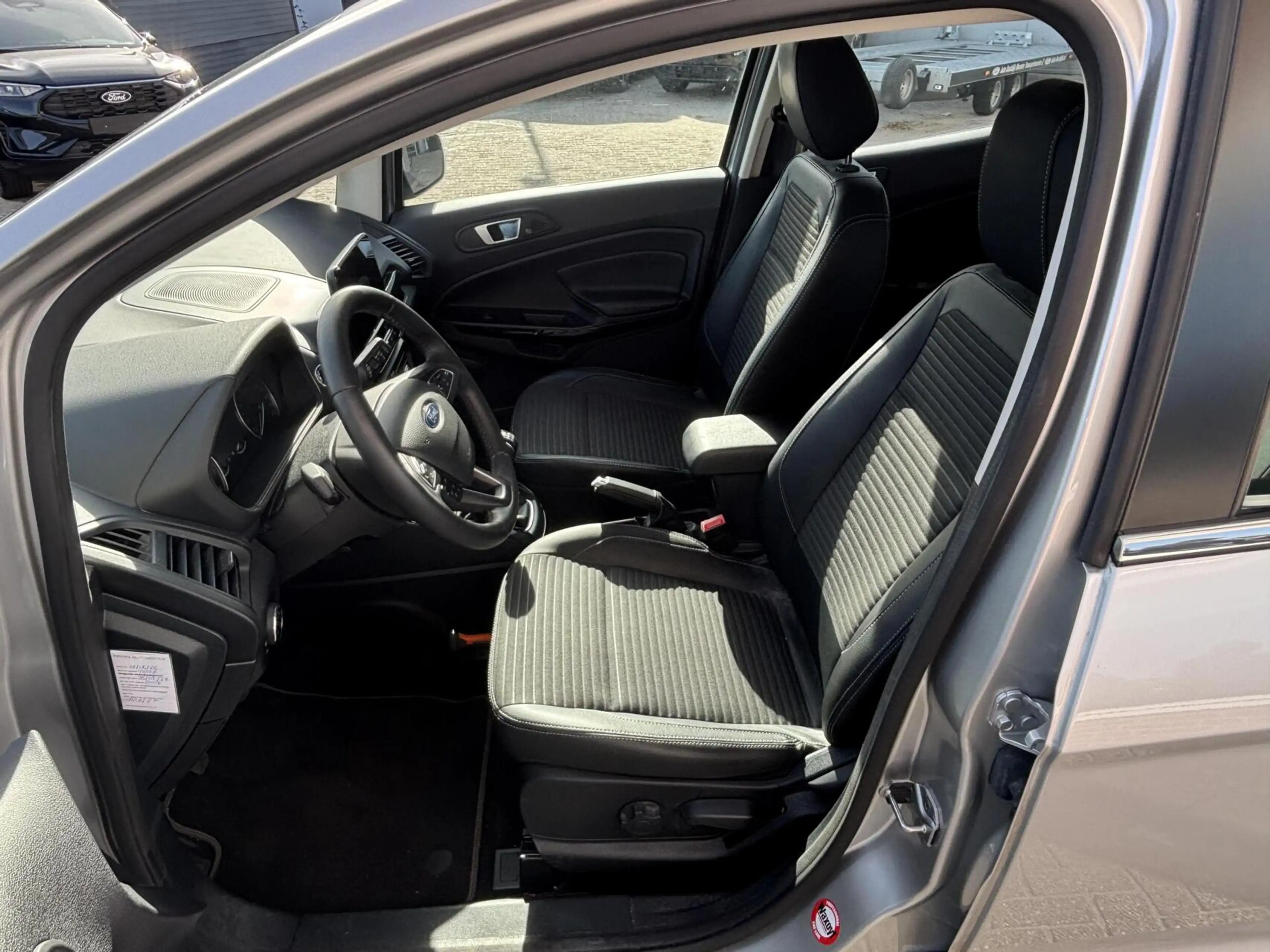 Ford EcoSport 1.0 EcoBoost Trend Ultimate 125PK Winterpack Camer — photo 3