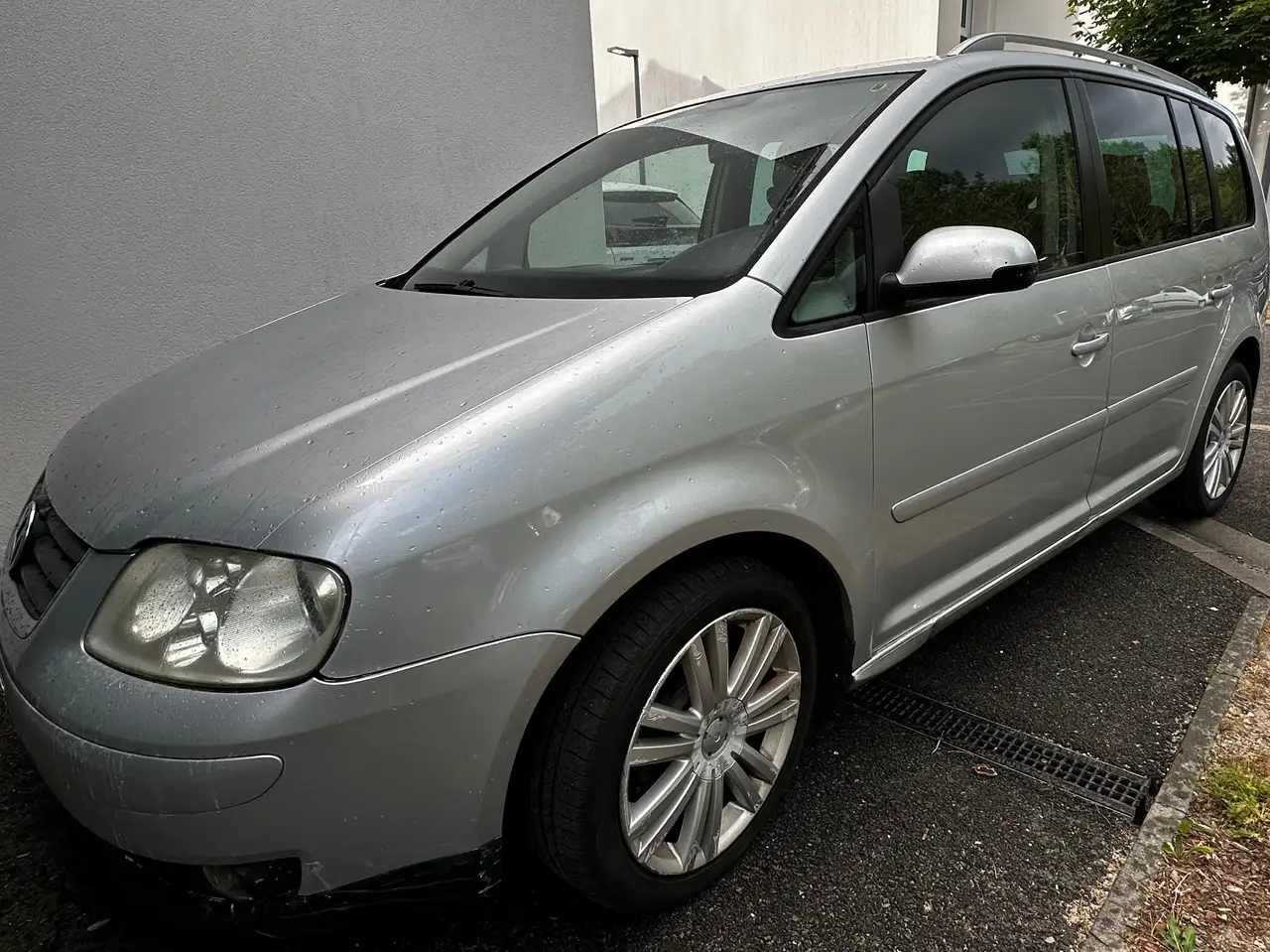 Volkswagen Touran 2.0 16S TDI 140 Confort