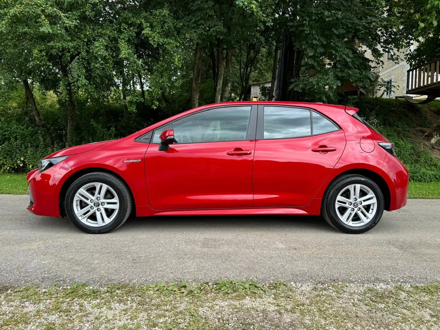 Toyota Corolla Kombi 1,8 Hybrid Active Rot - 2