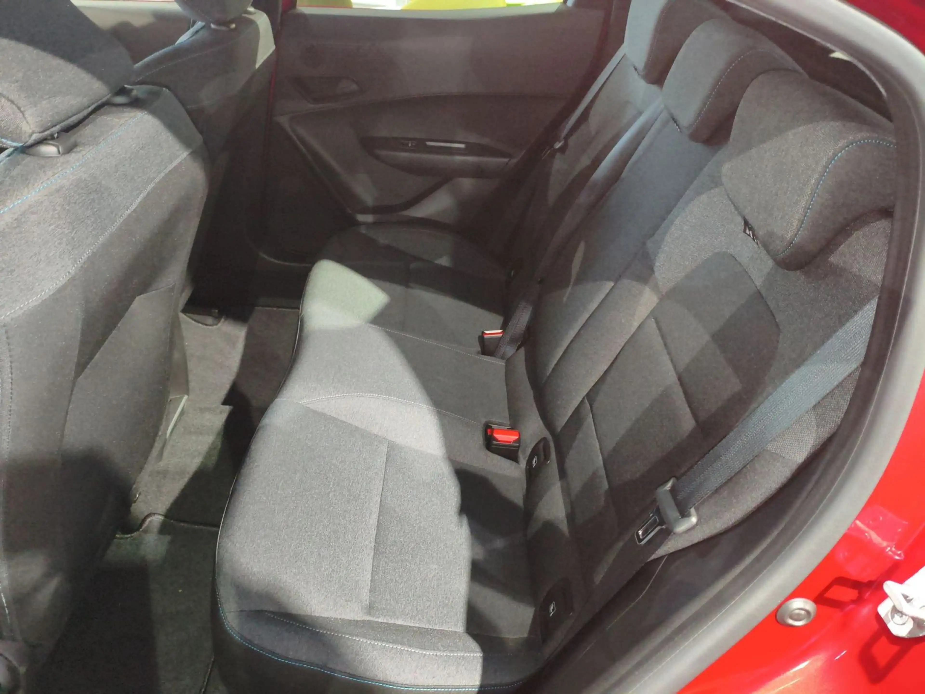 Renault Clio TCe 115 Evolution/R-Kamera/SHZ/ Allwetterre — photo 13