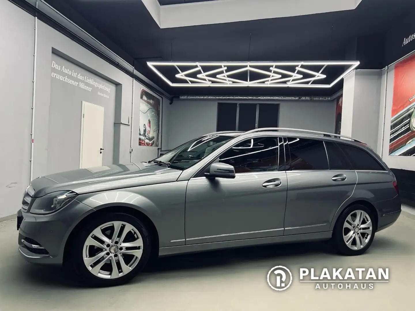 Mercedes-Benz C 180 C T-Modell PDC Tempomat Navi Argent - 1