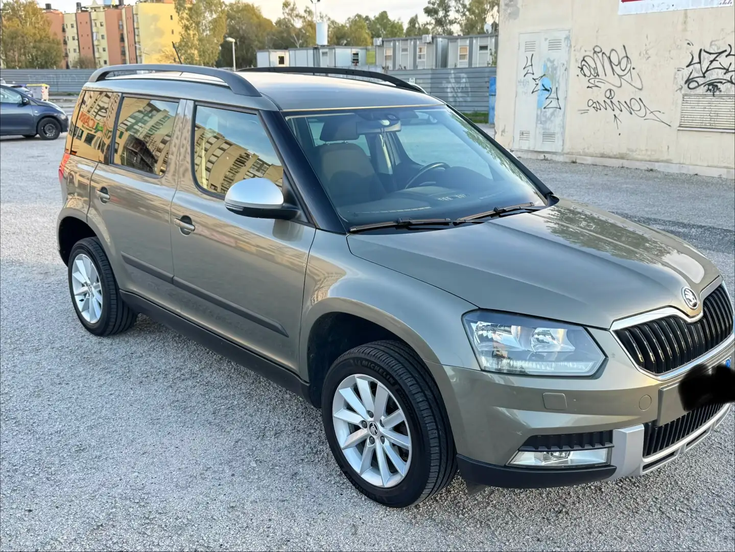 Skoda Yeti Yeti 1.6 tdi Easy GreenTec dsg Verde - 1