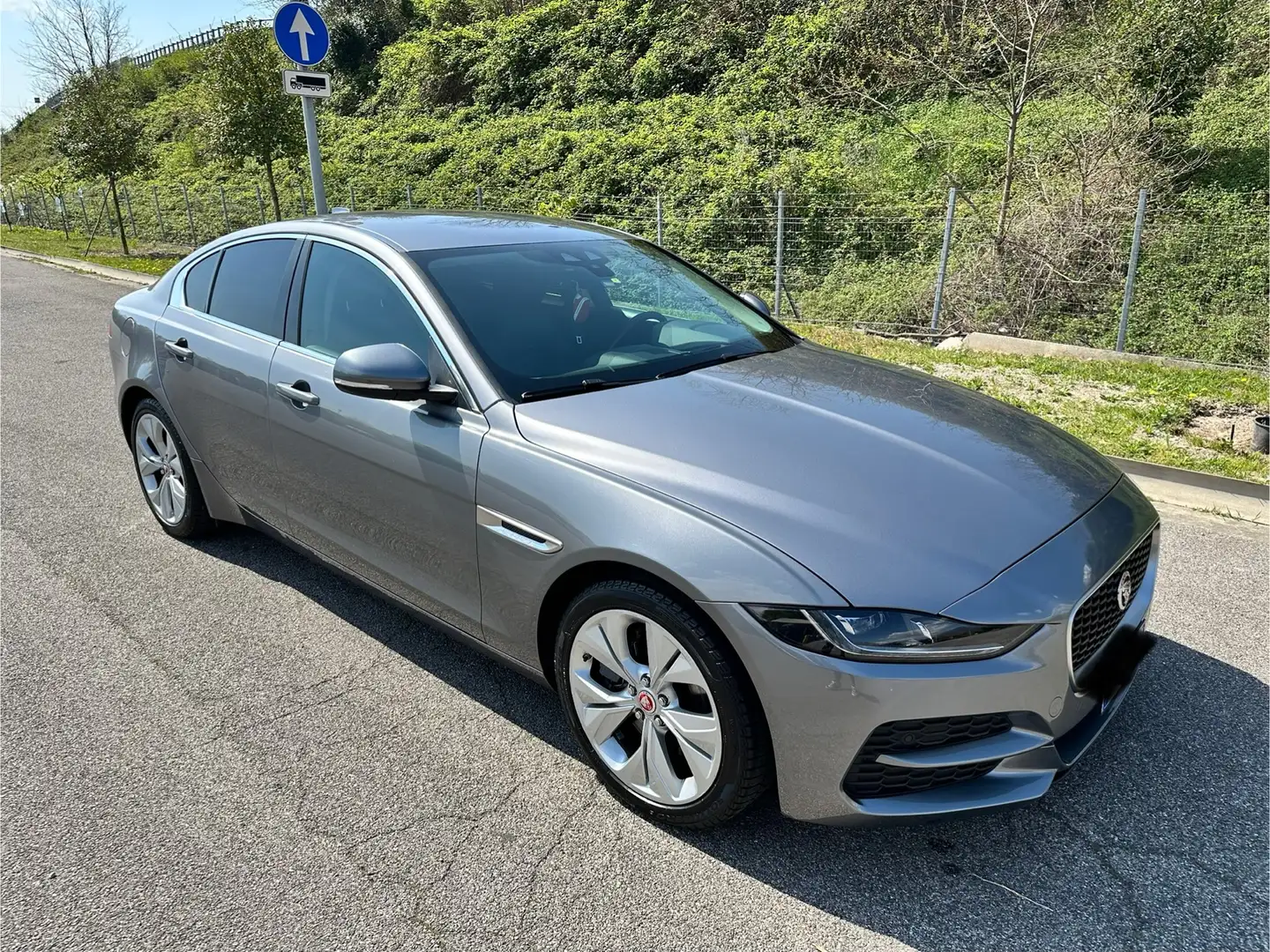 Jaguar XE 2.0d i4 S awd 180cv auto - 1