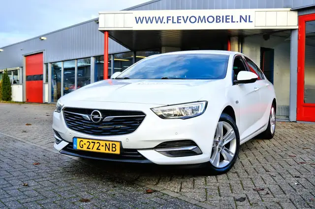 Opel Insignia Grand Sport 1.6 CDTI Executive OPC Line Aut. Leder