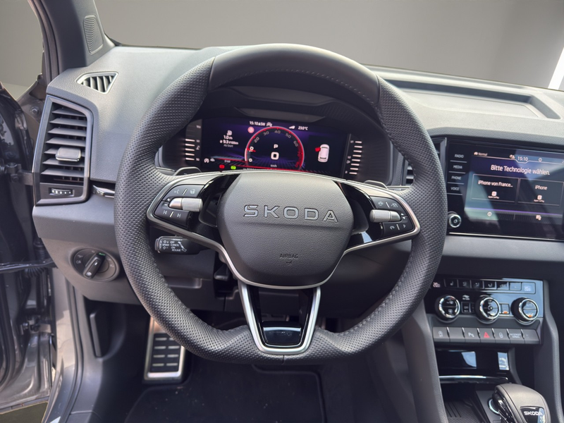 Skoda Karoq Sportline Klima Navi Rückfahrkamera Sitzheizung — photo 10