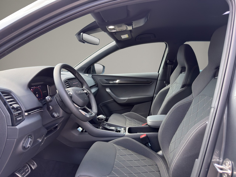 Skoda Karoq Sportline Klima Navi Rückfahrkamera Sitzheizung — photo 9