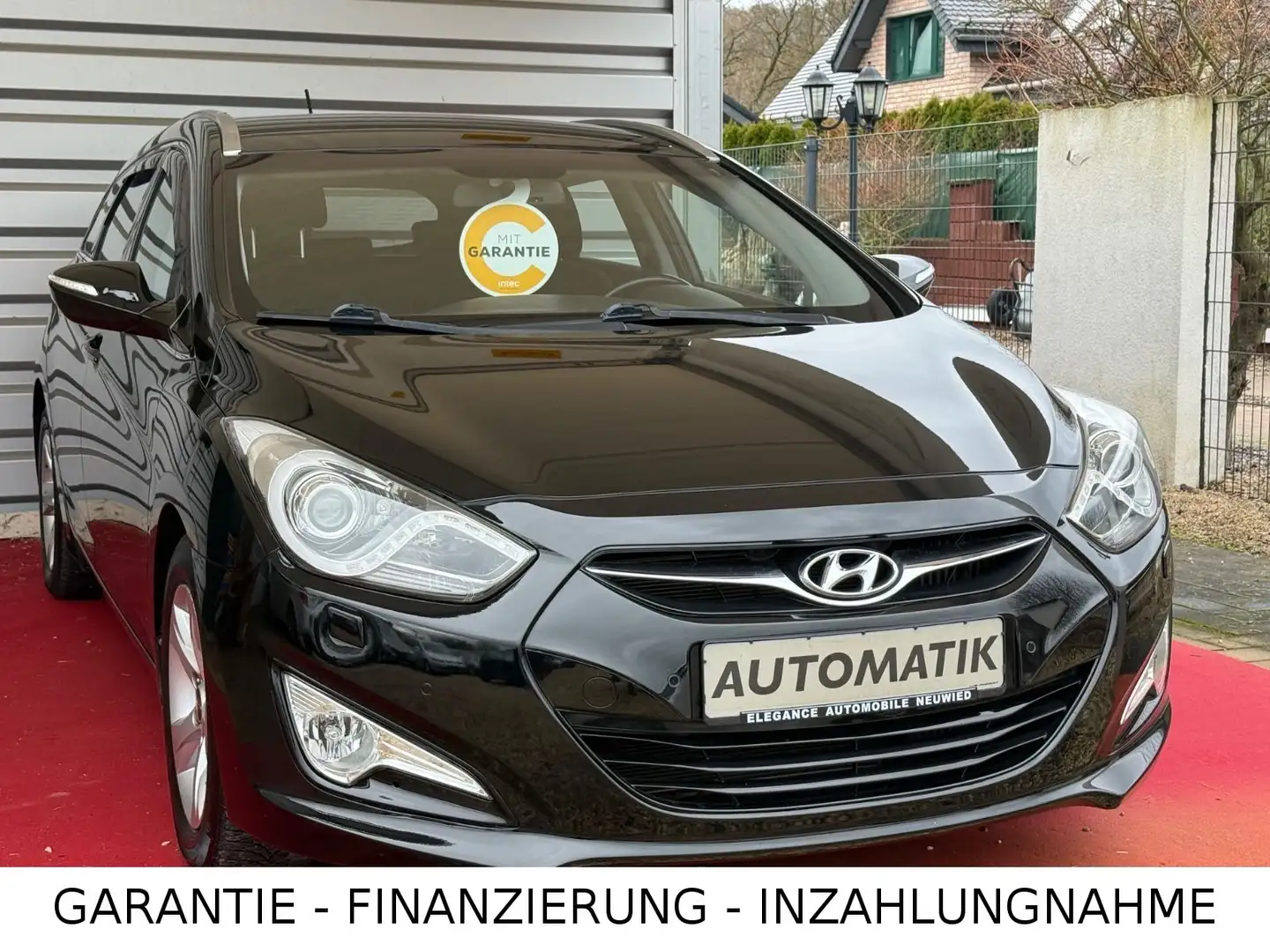 Hyundai i40 /Automatik/Navi/Scheckheft/Xenon/PDC Schwarz - 1