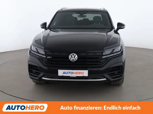 Volkswagen Touareg view 9