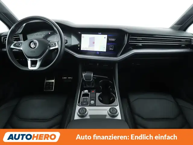 Volkswagen Touareg view 12