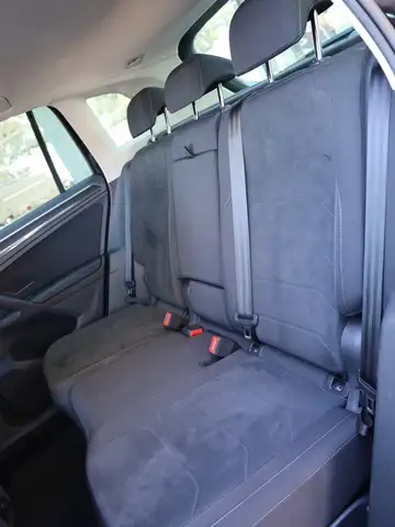 Volkswagen Tiguan view 15