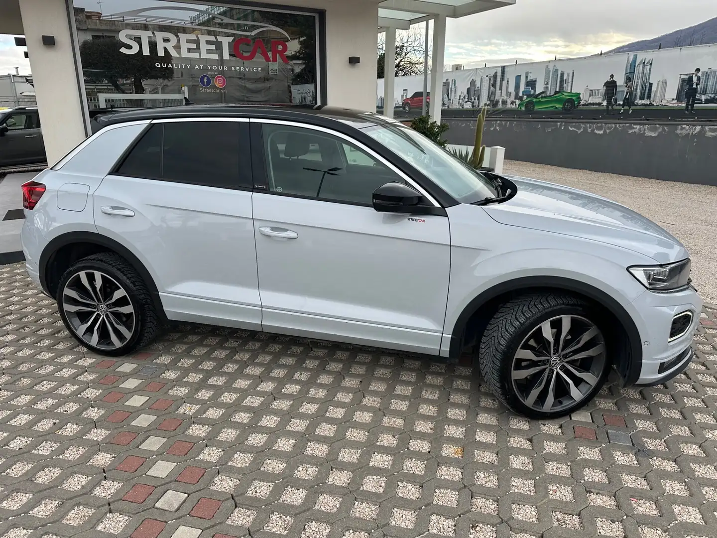 Volkswagen T-Roc 2.0 TDI SCR 150 CV Advanced BlueMotion Technology Gris - 2