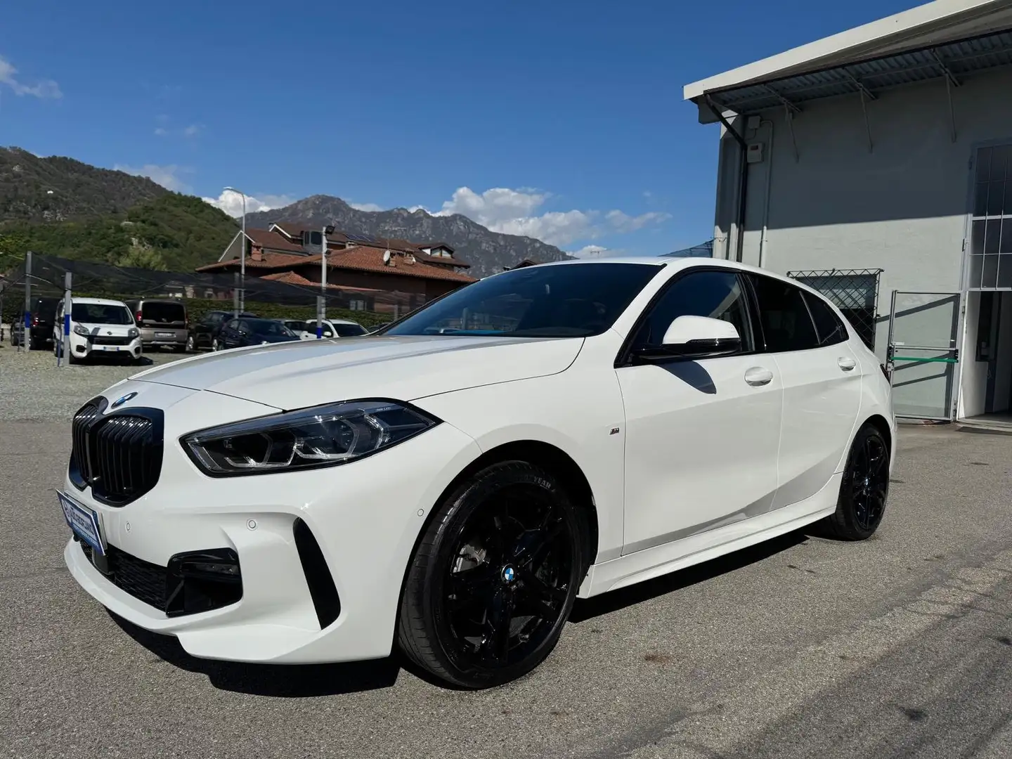 BMW 118 M-SPORT AUTO BLACK PACK LINE Bianco - 1