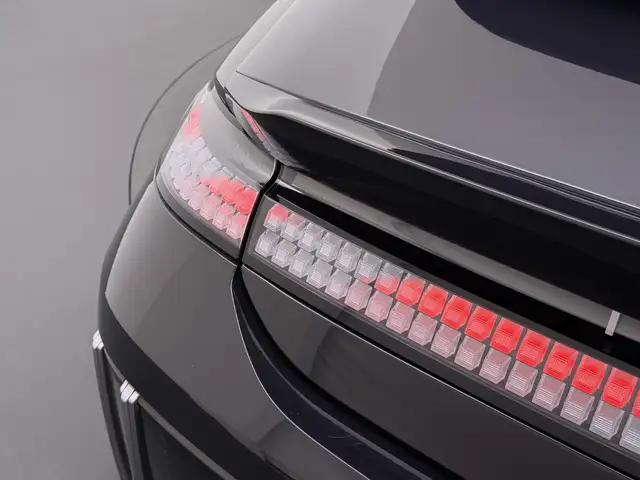 Hyundai Ioniq 6 view 29