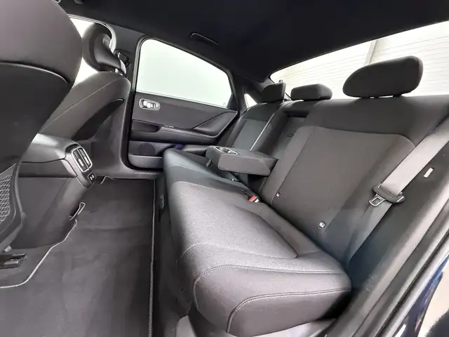 Hyundai Ioniq 6 view 12